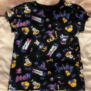 AUTHENTIC DISNEY SPIRIT TEE.  3 DISNEY HALLOWEEN SHIRTS.